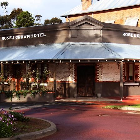 Rose & Crown Hotel Perth Esterno foto