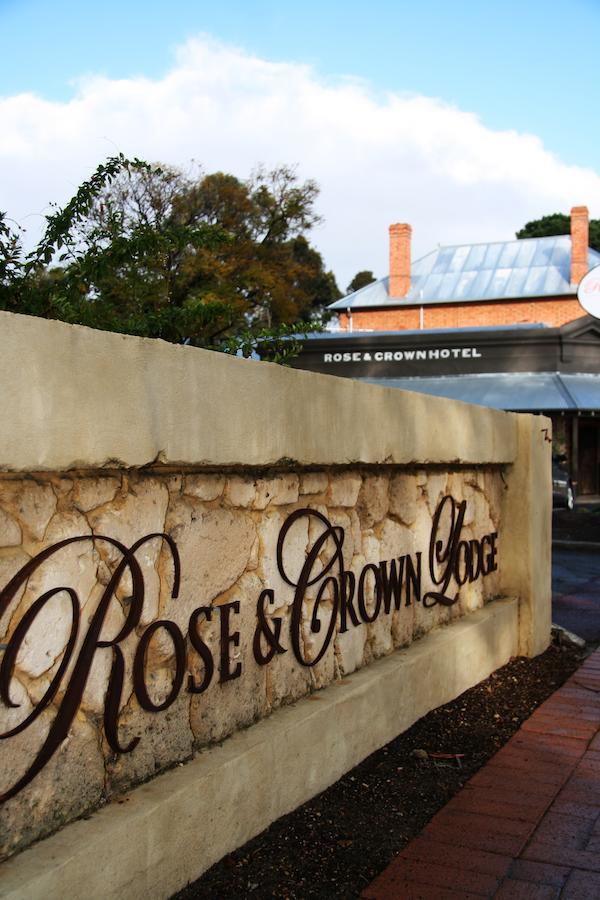 Rose & Crown Hotel Perth Esterno foto